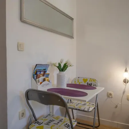 Апартаменты Old Town Historic Core *