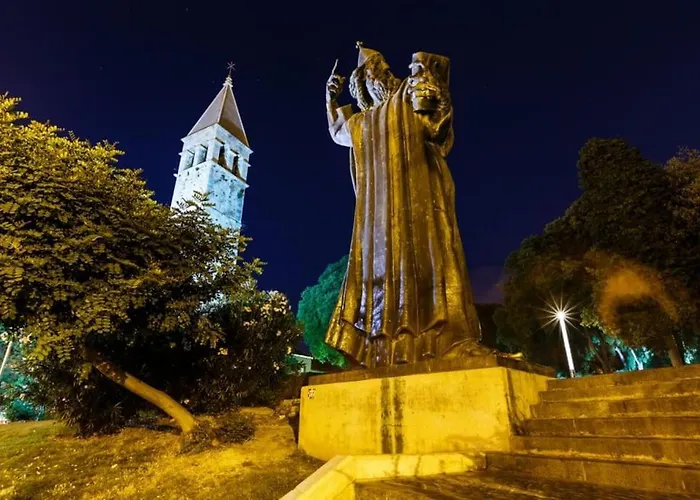 Old Town Historic Core Split